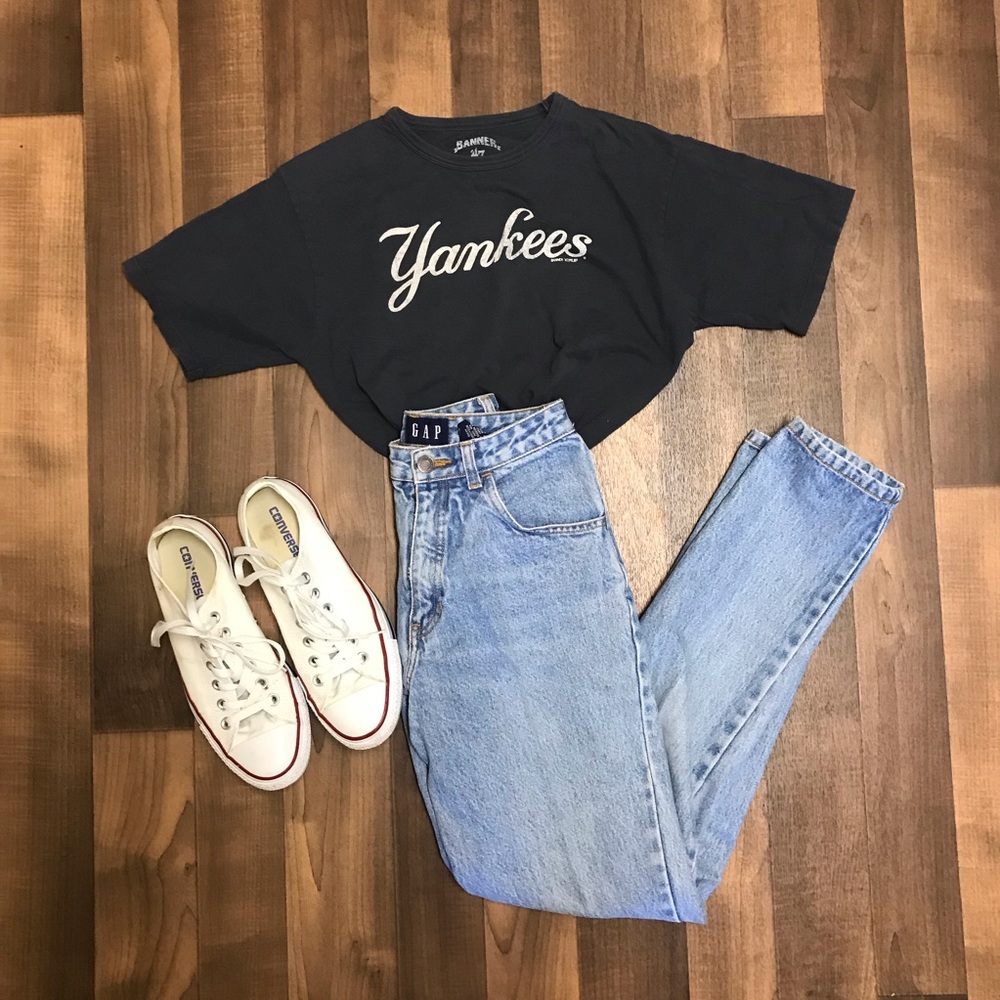 Vintage Looking Yankees Tee